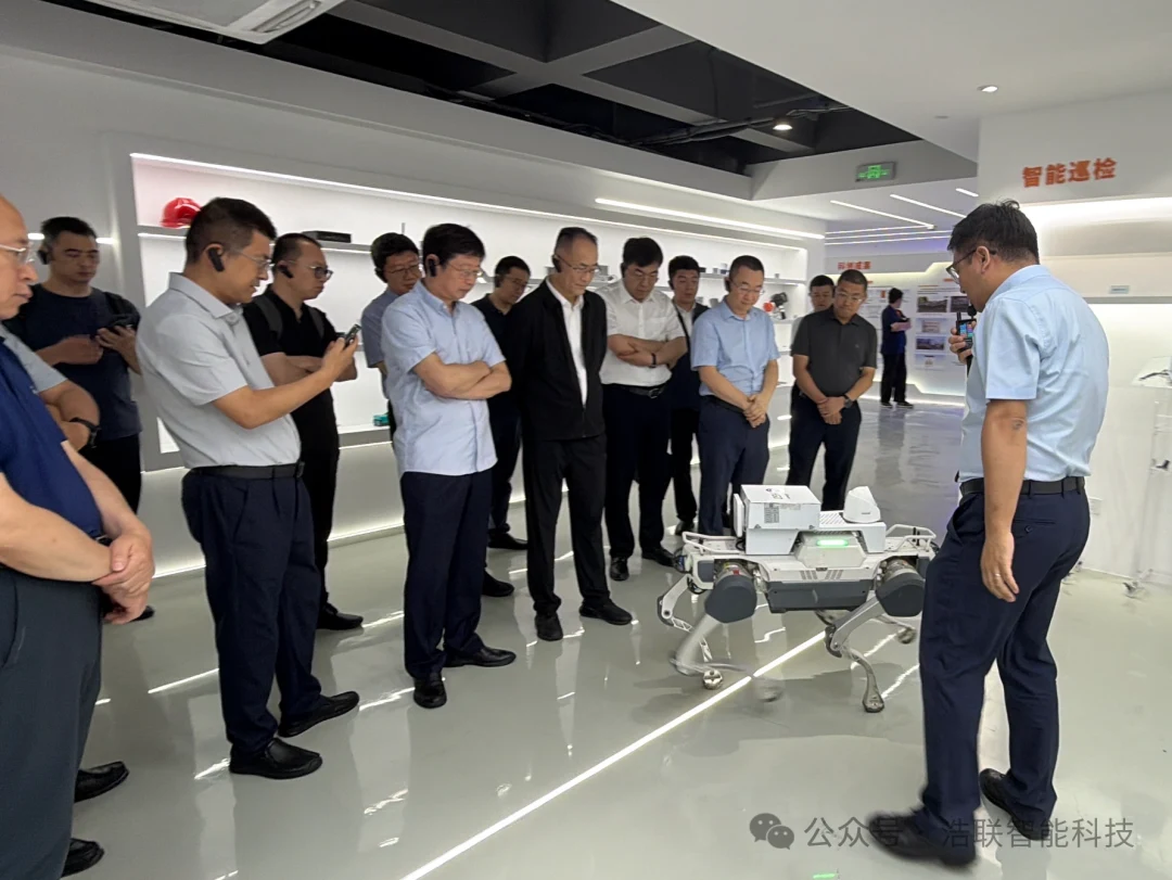 中建协AI+工程管理数智化变革考察交流活动在杭举行,浩联分享工程具身智能创新成果!新闻配图